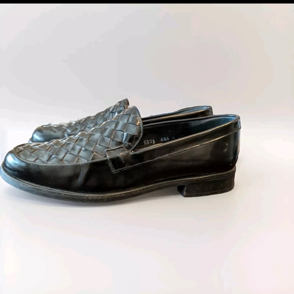 Vintage Cole Haan Flat Loafers Women’s Size 6.5 Black Leather Woven Weave - Picture 2 of 5